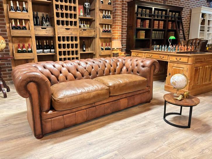 Vintage Chesterfield Bank - Buffelleren Cowboy Rodeo, Huis en Inrichting, Banken | Bankstellen, Gebruikt, Driepersoons, 200 tot 250 cm