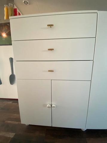 Ikea kledingkast (hang, liggend en lades)