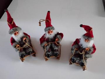 KERSTMANNEN beschikbaar voor biedingen