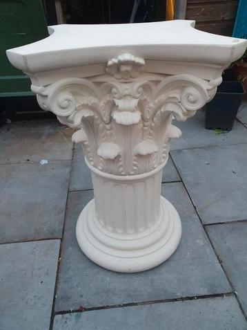 pilaar zuil sokkel pilaren  beschikbaar voor biedingen