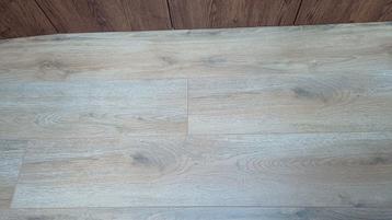 Gamma Signature Extra Breed Natuurlijk Wit Eiken 2 pakken beschikbaar voor biedingen