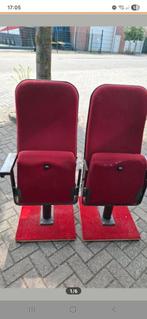 2 rode vintage bioscoopstoelen, Antiek en Kunst, Antiek | Meubels | Stoelen en Banken, Ophalen