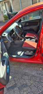 Kia Rio 1.6 HB 2006 Rood, Voorwielaandrijving, 15 km/l, 4 cilinders, 1054 kg