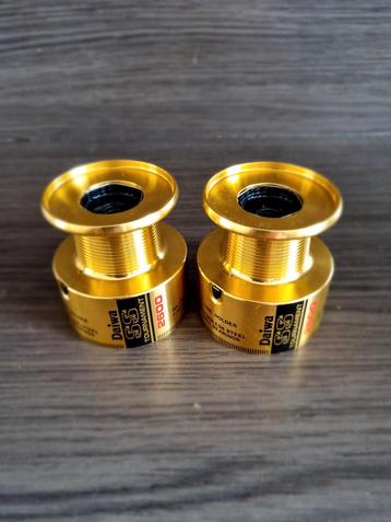 2 x reserve spoel daiwa ss2600  beschikbaar voor biedingen