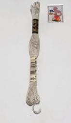 DMC mouline, grijs 3024, A/de Suisse B.P. 40189, 68314 ILLZACH, Ophalen of Verzenden, Borduurgaren of Zijde, DMC