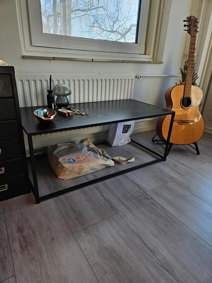 Zwart kastje voor LP-speler en platen, Huis en Inrichting, Tafels | Salontafels, Zo goed als nieuw, Minder dan 50 cm, 50 tot 100 cm