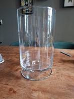 Grote glazen vaas op voet, Gebruikt, Overige kleuren, Ophalen of Verzenden, Glas