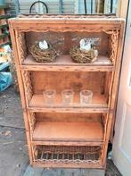 Oude duivenmand tot kast/Brocante Het Kroontje, Ophalen