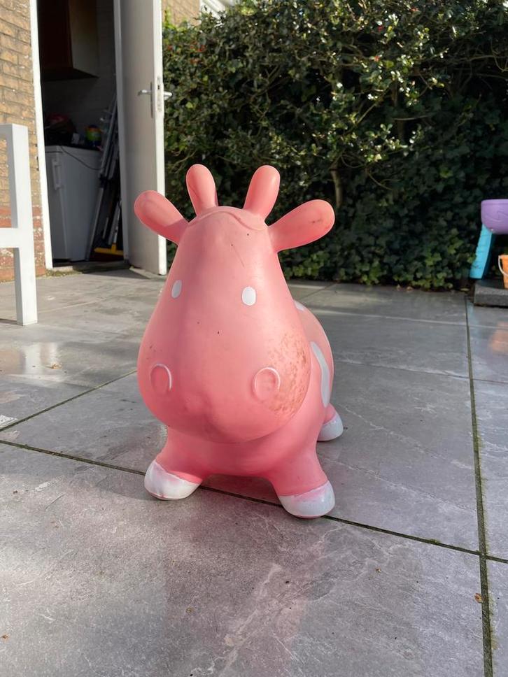 Roze Springkoe - Actief Speelplezier voor Peuters!, Kinderen en Baby's, Speelgoed | Buiten | Voertuigen en Loopfietsen, Gebruikt