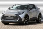 Toyota C-HR 1.8 Hybrid 140 Edition / Team-D Bi-Tone NIEUW, Auto's, Toyota, Stof, Zwart, 4 cilinders, Origineel Nederlands