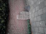 Gratis op te halen ongeveer 40 betontegels 30x30x6 voor opri, Tuin en Terras, Ophalen, Gebruikt, Beton, Terrastegels