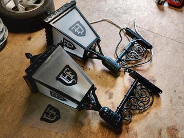 2 Hertog Jan buitenlampen 1 mtr hoog beschikbaar voor biedingen