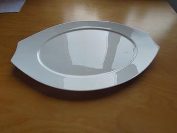 Villeroy & Boch, model Alba. Grote platte schaal ovaal beschikbaar voor biedingen