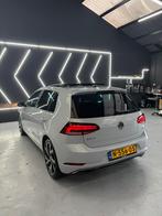 Volkswagen Golf 1.6 TDI 115pk 7-DSG 5D 2017 Parelmoer Wit, Auto's, Stof, 4 cilinders, Wit, Diesel
