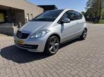 Mercedes-Benz A-Klasse 160 BlueEFFICIENCY Limited Edition [, Voorwielaandrijving, Euro 5, Stof, Zwart