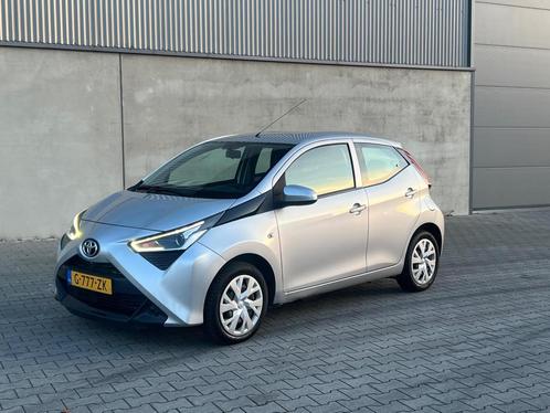 Toyota Aygo 1.0 VVT-i x-fun 84.000 KM NAP+LED+AIRCO+CRUISE+M, Auto's, Toyota, Bedrijf, Te koop, Aygo, ABS, Airbags, Airconditioning