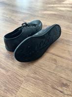 Gucci Schoenen Maat 43 Beige/Zwart, Kleding | Dames, Schoenen, Ophalen, Zo goed als nieuw, Beige, Sneakers of Gympen