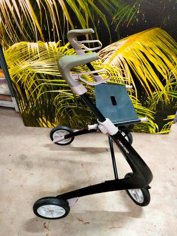 byACRE Carbon Ultralight rollator beschikbaar voor biedingen