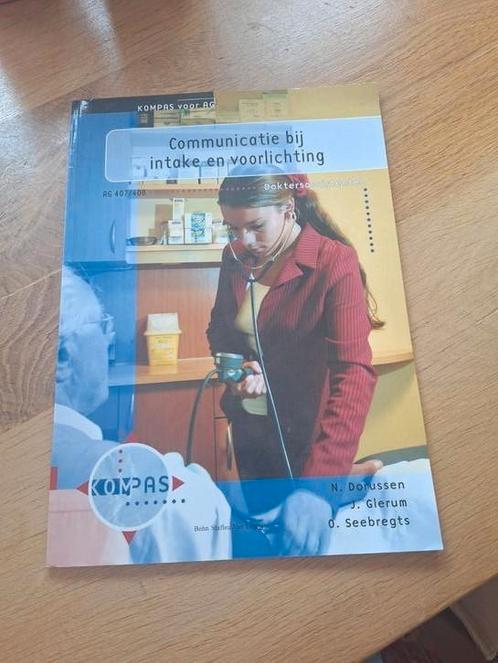 J. Glerum - Communicatie bij intake en voorlichting, Boeken, Schoolboeken, Zo goed als nieuw, Nederlands, Overige niveaus, Ophalen of Verzenden