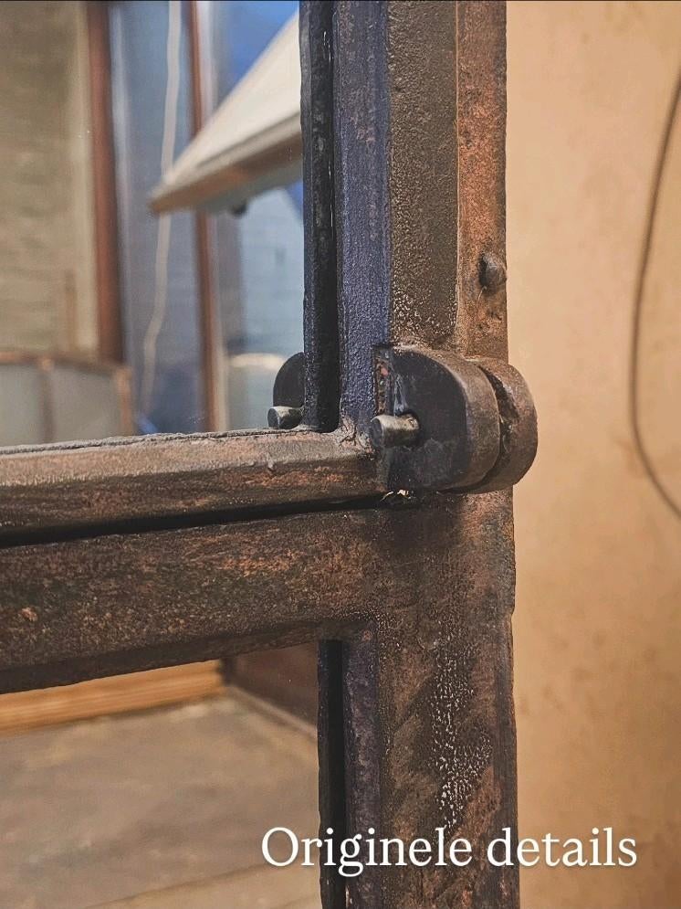 Grote Spiegel | Gietijzer stalraam | Landelijk Robuust |, Huis en Inrichting, Woonaccessoires | Spiegels, Ophalen of Verzenden