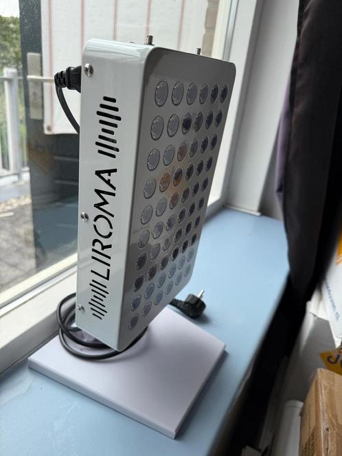 LIROMA Rood Licht Therapie ARMOR 650 - Zo Goed Als Nieuw, Huis en Inrichting, Lampen | Tafellampen, Zo goed als nieuw, Minder dan 50 cm