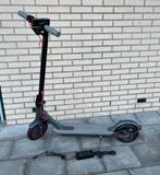 AOVO kick en move M365 GO app besturing E-scooter als nieuw, Fietsen en Brommers, Steps, Ophalen of Verzenden, Zo goed als nieuw