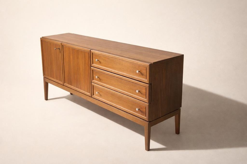 Vintage sideboard - dressoir 150breed, Huis en Inrichting, Kasten | Dressoirs, Zo goed als nieuw, 100 tot 150 cm, 25 tot 50 cm