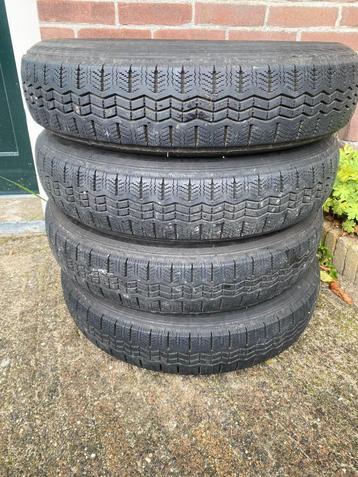 Citroen Traction Avant banden 165-400 met 5-6 mm profiel beschikbaar voor biedingen