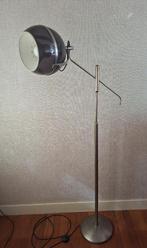 Bruine space age vloerlamp, Ophalen