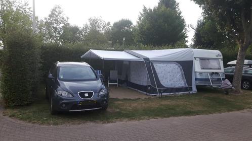 Fendt Saphir 450 QB met mover voortent en luifel, Caravans en Kamperen, Caravans, Particulier, tot en met 4, 750 - 1000 kg, Treinzit