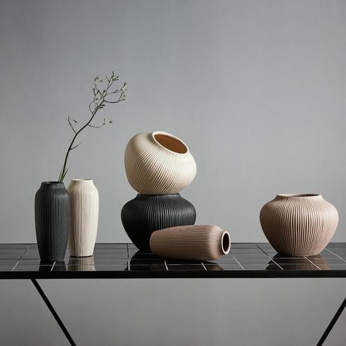 Nordal Hano Scandinavisch vaas Low Rose, keramiek, Huis en Inrichting, Woonaccessoires | Vazen, Nieuw, Overige kleuren, Minder dan 50 cm