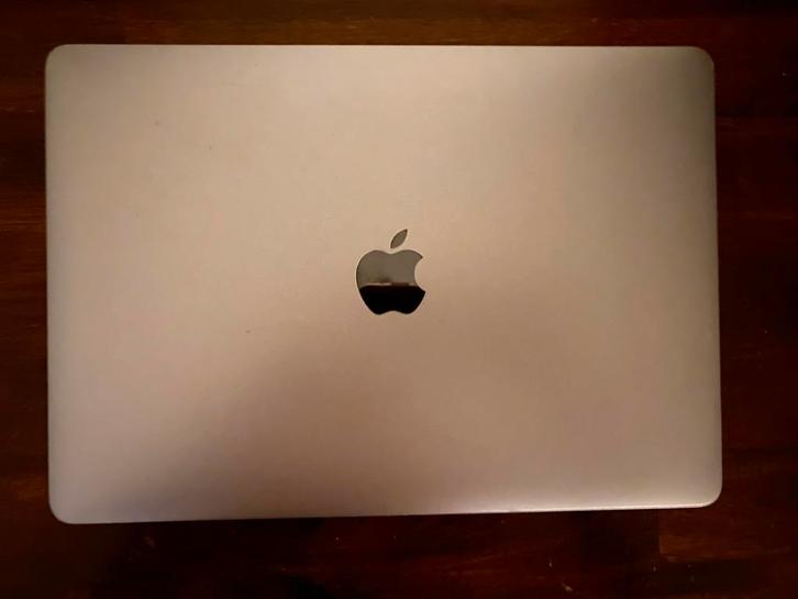 Macbook pro 2018, Computers en Software, Apple Macbooks, Gebruikt, MacBook Pro, 13 inch, 2 tot 3 Ghz, 256 GB, 8 GB, Qwerty, Ophalen