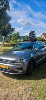 Volkswagen Tiguan 1.5 TSI ACT 150pk DSG 2019 Grijs, Auto's, Zwart, 4 cilinders, USB, Particulier