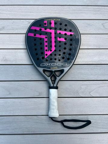 Oxdog padelracket beschikbaar voor biedingen