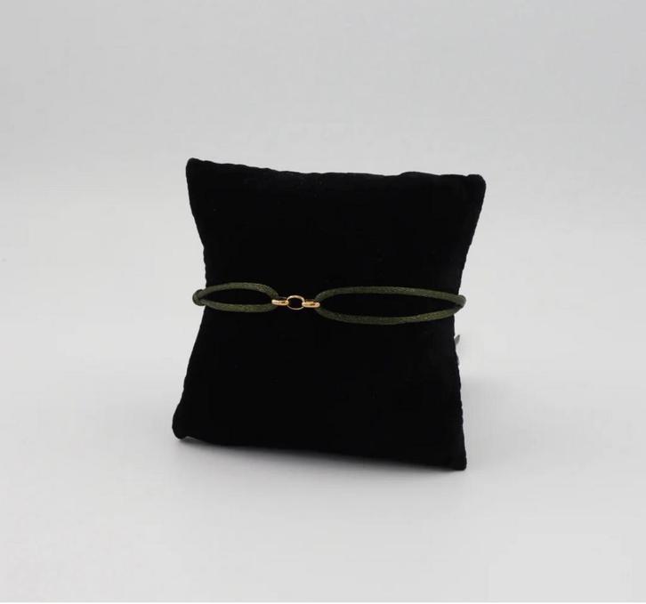 Armband satijnkoord zwart met schakels 14 k one size, Sieraden, Tassen en Uiterlijk, Armbanden, Zo goed als nieuw, Ophalen of Verzenden