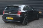 BMW 1-serie 118i Sport Line | Clima | Cruise | 18'' OZ racin, 1-Serie, Zwart, Zwart, Origineel Nederlands
