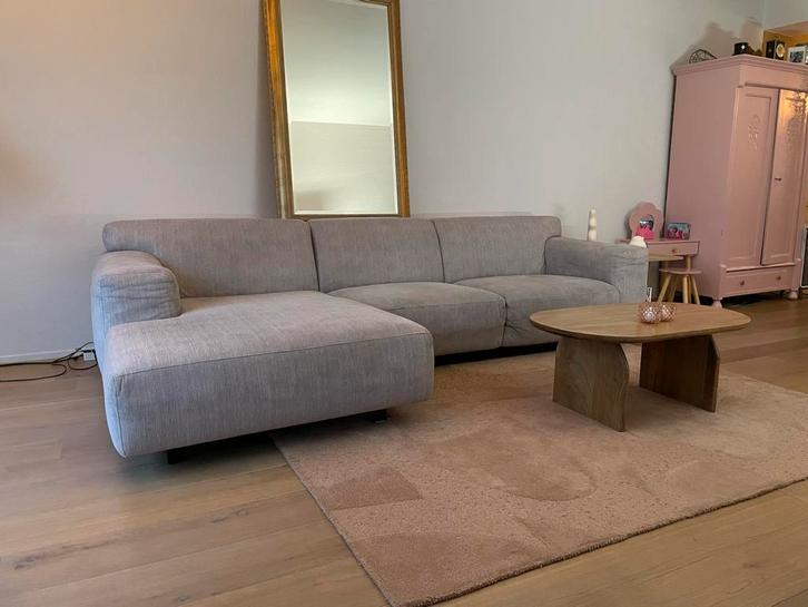 Furninova Vesta 2.5-zits bank met chaise longue, Huis en Inrichting, Banken | Complete zithoeken, Gebruikt, Stof, Ophalen