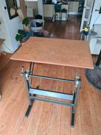 Oude school tekentafel, Doe-het-zelf en Verbouw, Tekentafels, Ophalen, Gebruikt, Minder dan 130 cm