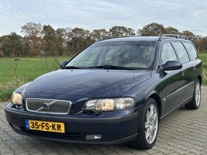 Volvo V70 T5 250PK GEARTRONIC LEDER SUPER MOOIE EN GOEDE T5, Auto's, Oldtimers, Te koop, ABS, Airbags, Airconditioning, Alarm