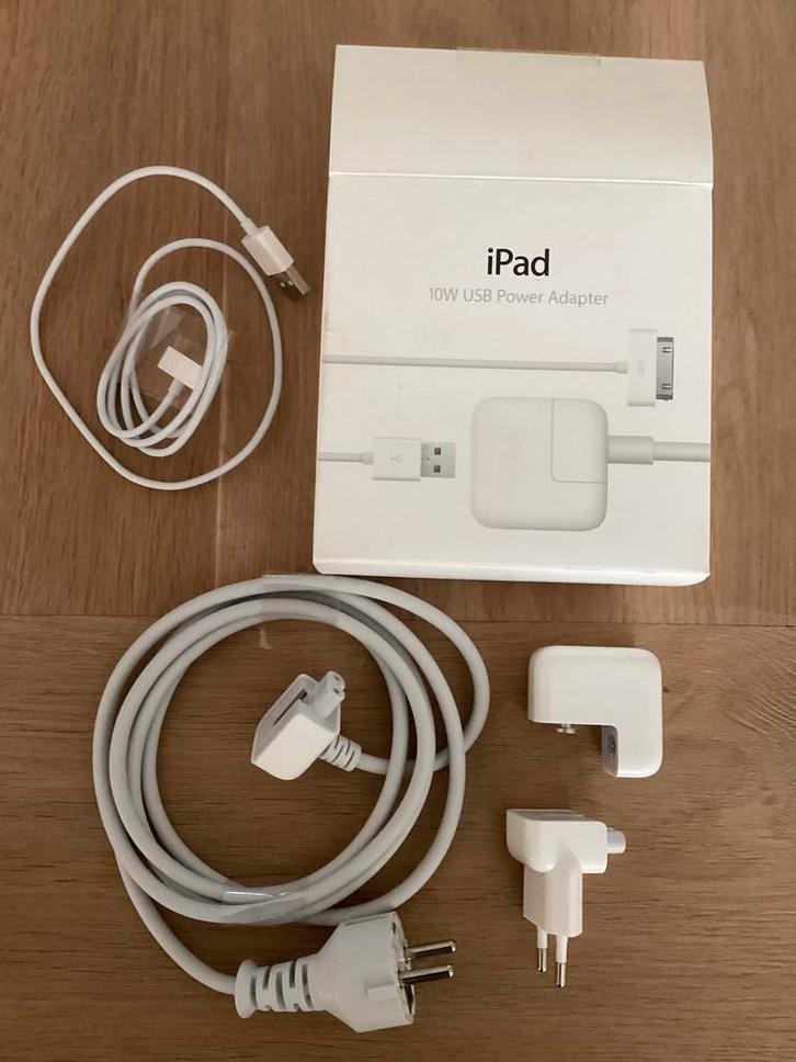 Oplader voor Apple iPad - 10W USB adapter, Computers en Software, Laptop-opladers, Zo goed als nieuw, Ophalen of Verzenden