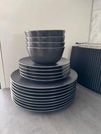IKEA 18-delig Servies - Antraciet Grijs, Huis en Inrichting, Keuken | Servies, Ophalen, Zo goed als nieuw, Effen, Aardewerk
