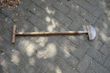 kantensteker beschikbaar voor biedingen