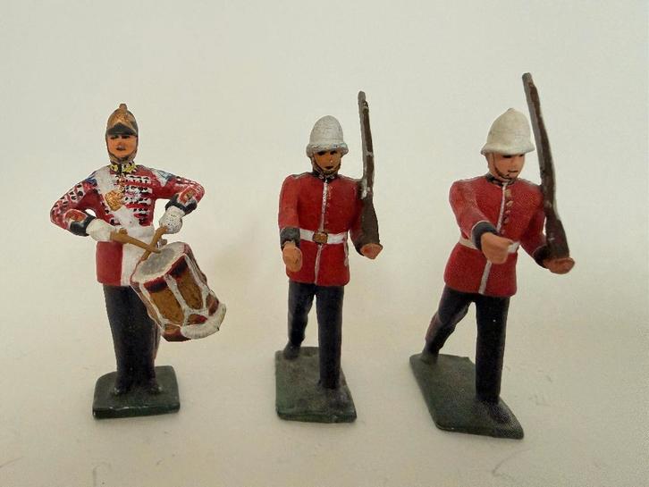 3x Engelse tinnen soldaten, midden 20e eeuw, Verzamelen, Poppetjes en Figuurtjes, Gebruikt, Ophalen of Verzenden