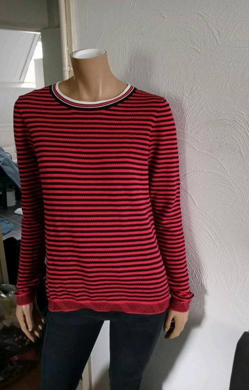 Leuke zachte rood zwart gestreepte trui van EDC maat 40 42, Kleding | Dames, Truien en Vesten, Zo goed als nieuw, Maat 38/40 (M)
