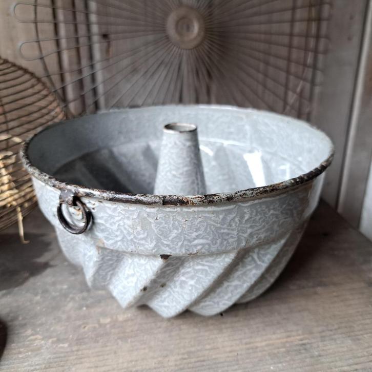 Oude brocante emaille tulband bakvorm grijs gewolkt *Etage3*, Huis en Inrichting, Woonaccessoires | Overige, Gebruikt, Ophalen of Verzenden