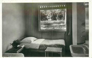 (388-520-041) Zeist Henry Dunanthuis Slaapkamer beschikbaar voor biedingen