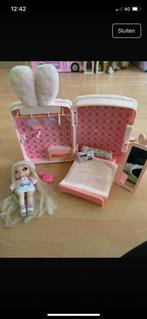 Na Na Na Surprise Slaapkamer Speelset, Kinderen en Baby's, Speelgoed | Poppen, Ophalen of Verzenden, Zo goed als nieuw, Barbie