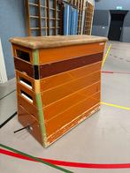 Turnkast vintage, Sport en Fitness, Kindermaat 122 t/m 140, Ophalen, Gebruikt, Overige typen