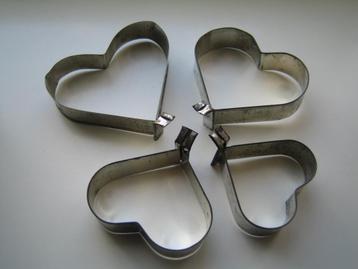 set 4 harten mallen - vintage_ beschikbaar voor biedingen