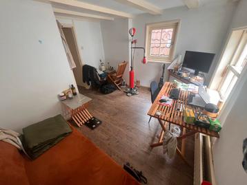 Houten Klaptafel, klapstoel beschikbaar voor biedingen